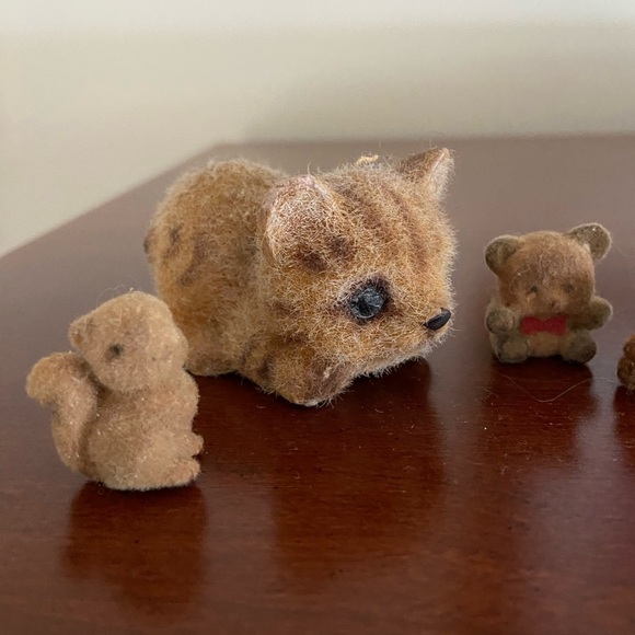 Vintage Flocked Animals Kitten Josef Squirrel and Bears - Picture 2 of 10